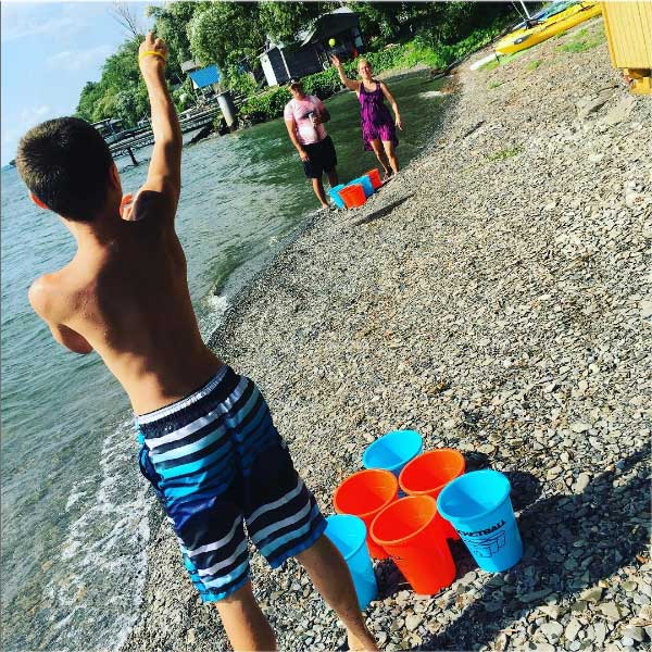 Jumbo Beach Pong